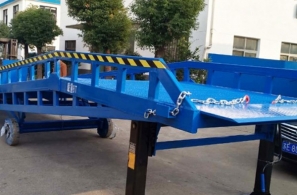 蘇州移動式液壓登車橋
