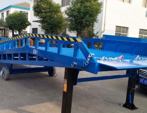 無錫移動式液壓登車橋